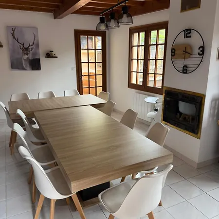 Chalet 6 Personnes Avec Deux Lits Doubles Et 1 Canape Lit Boutx