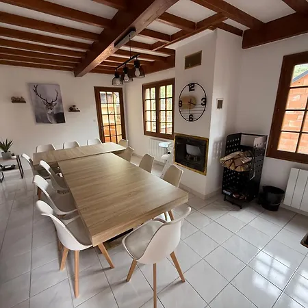 Chalet 6 Personnes Avec Deux Lits Doubles Et 1 Canape Lit