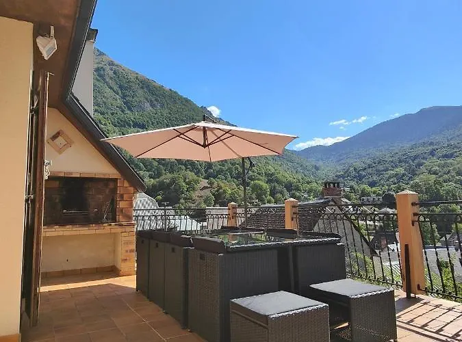 6 Personnes Avec Deux Lits Doubles Et 1 Canape Lit Chalet *